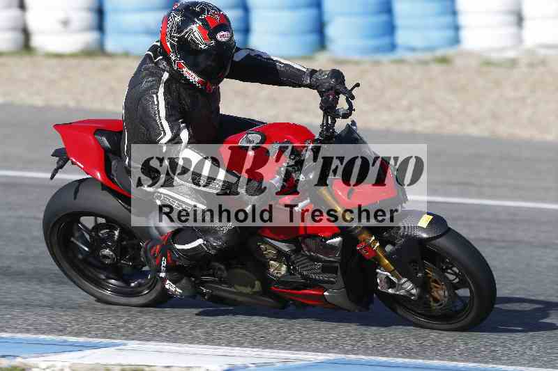 /02 28.-31.01.2025 Moto Center Thun Jerez/gruen-green/82